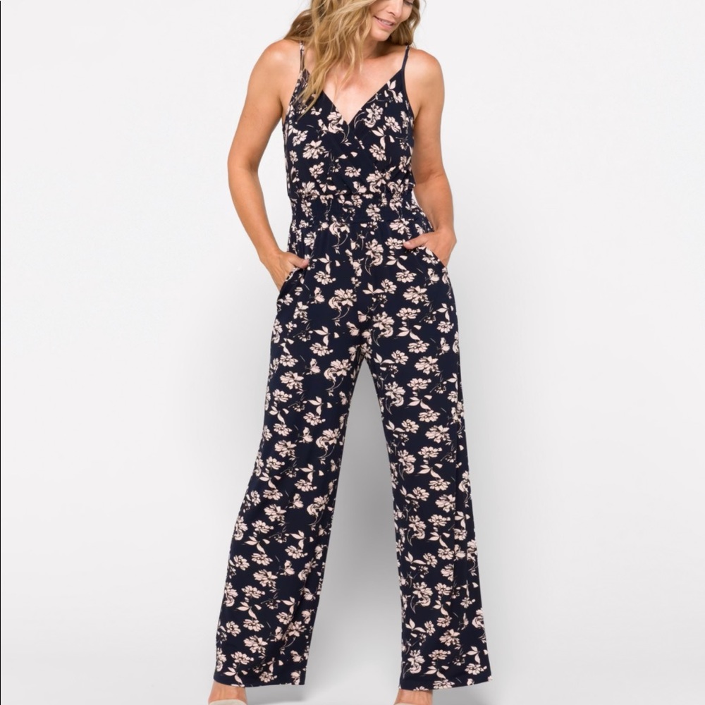 Kaileigh Alanna Jumpsuit Navy floral StitchFix sz Large NWT